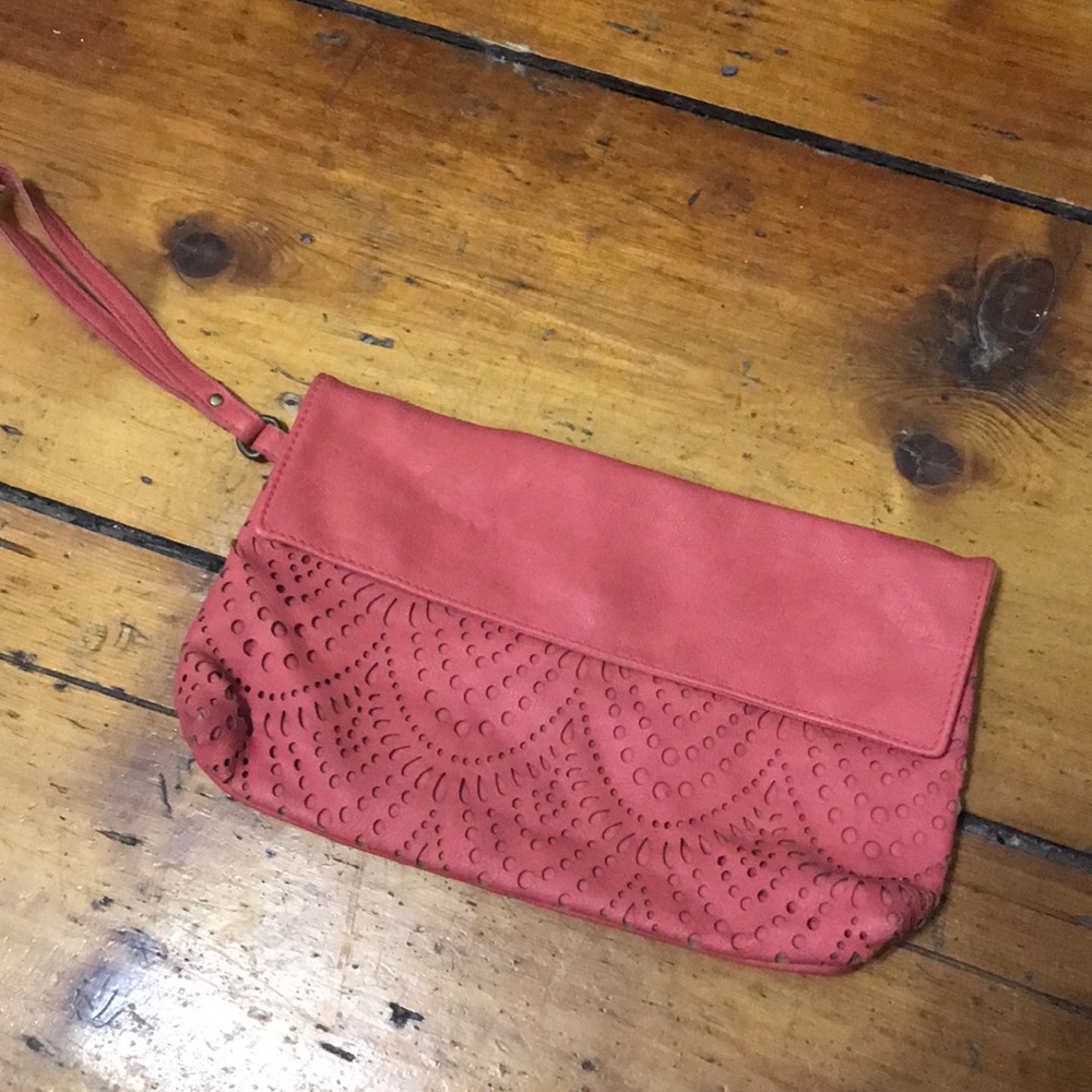 Gorgeous coral wristlet